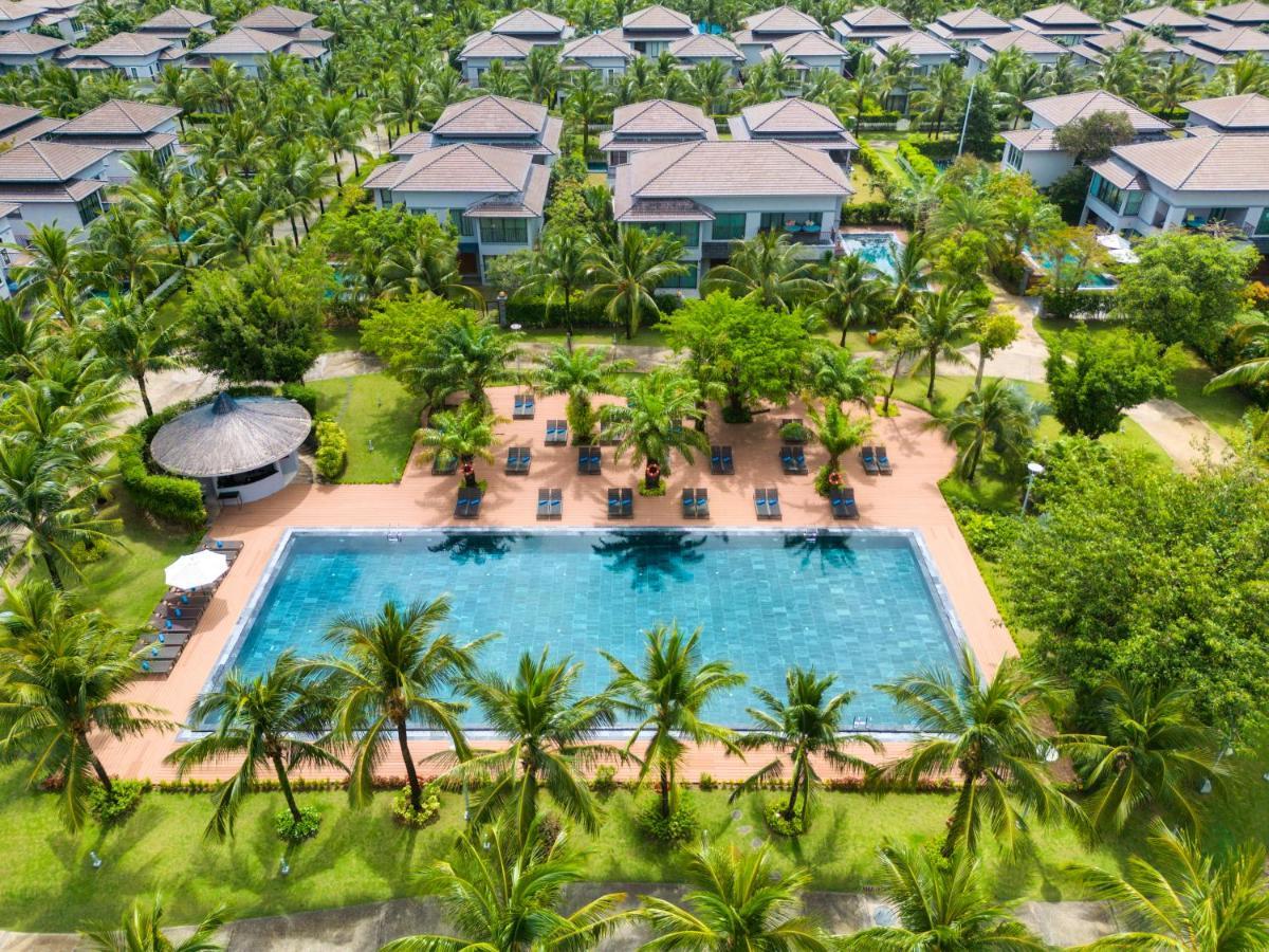 Best Western Premier Sonasea Villas Phú Quốc Exterior photo