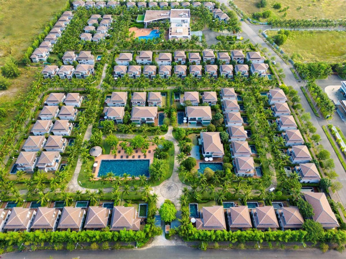 Best Western Premier Sonasea Villas Phú Quốc Exterior photo