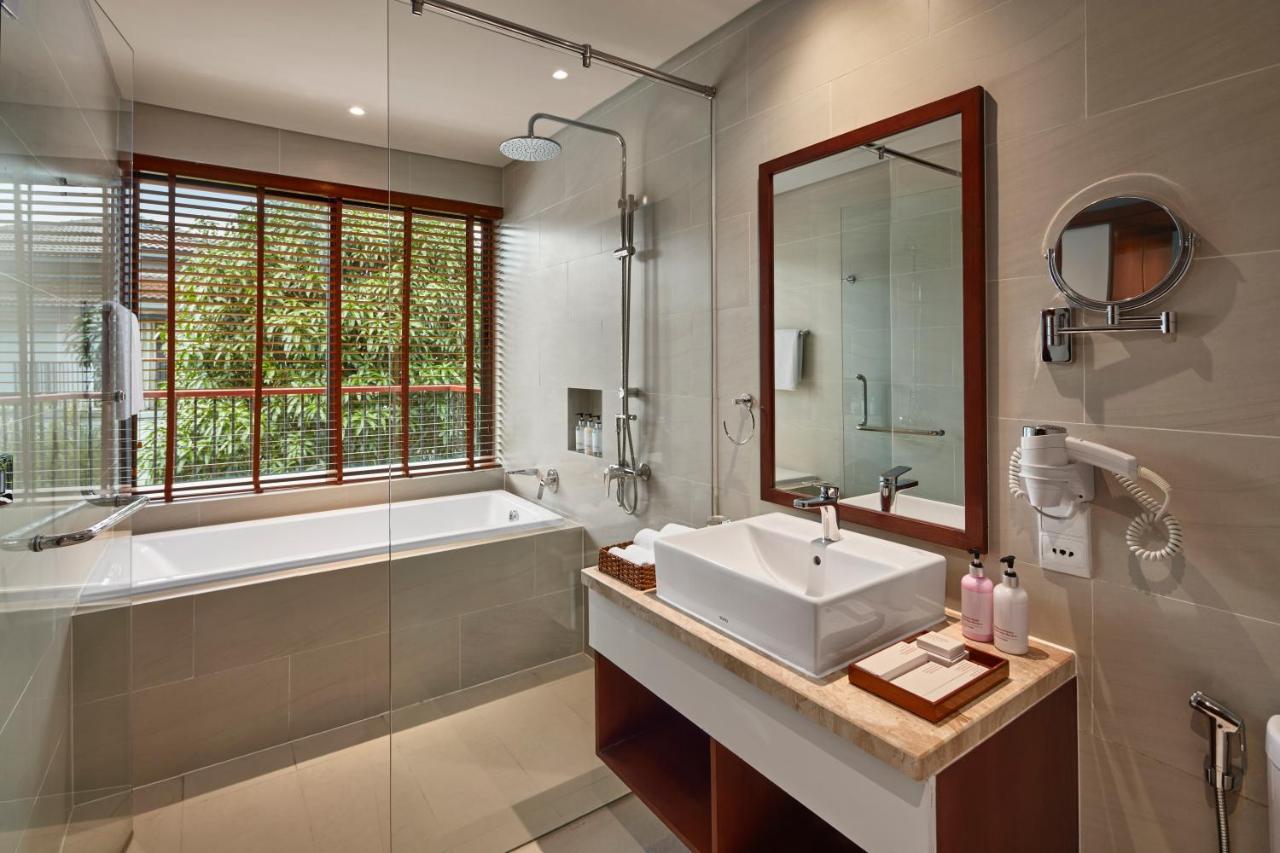 Best Western Premier Sonasea Villas Phú Quốc Exterior photo